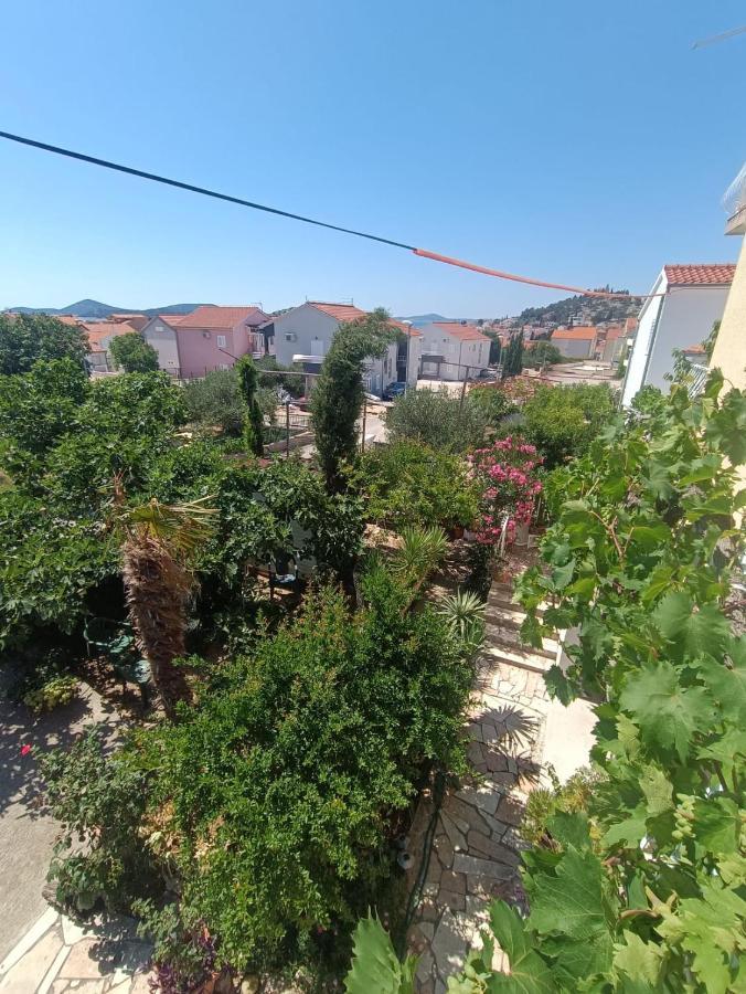 Tribunj Apartmani Dış mekan fotoğraf