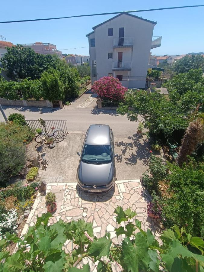 Tribunj Apartmani Dış mekan fotoğraf