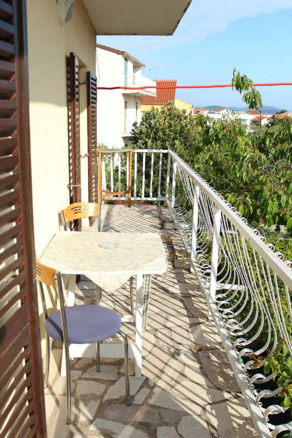Tribunj Apartmani Dış mekan fotoğraf