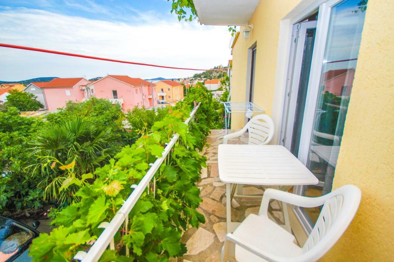 Tribunj Apartmani Dış mekan fotoğraf
