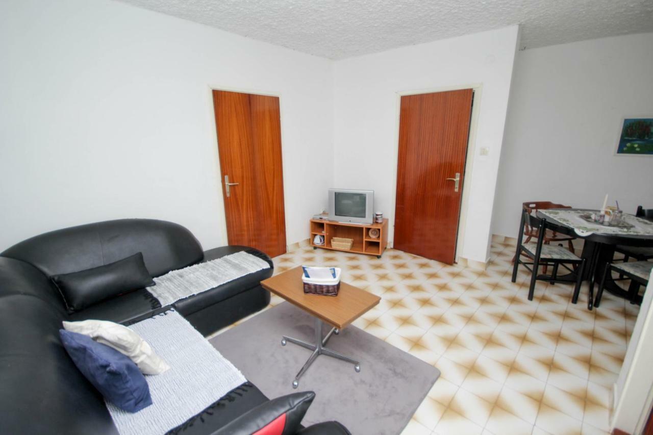 Tribunj Apartmani Dış mekan fotoğraf